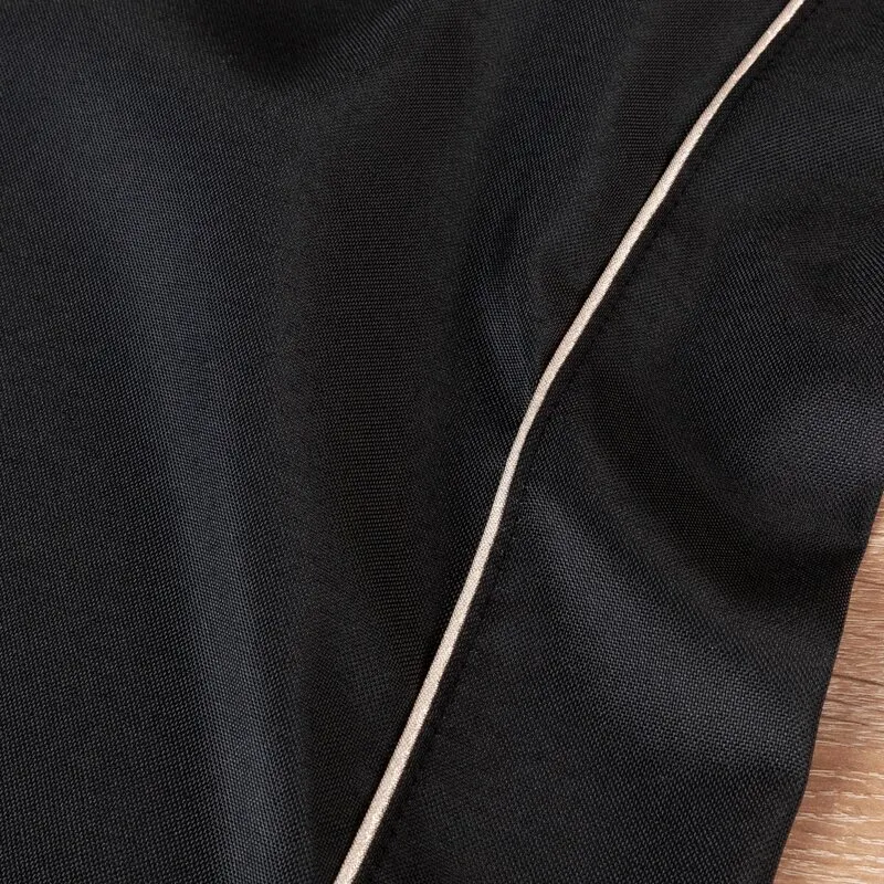 OBRUS MADELE 85 X 85 CM CZARNY - EU_392524