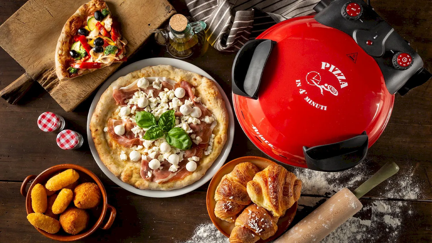 pizza, pizza (quattro formaggi), grill/rotable, kuchen/ciasto, sprzęt do grilla