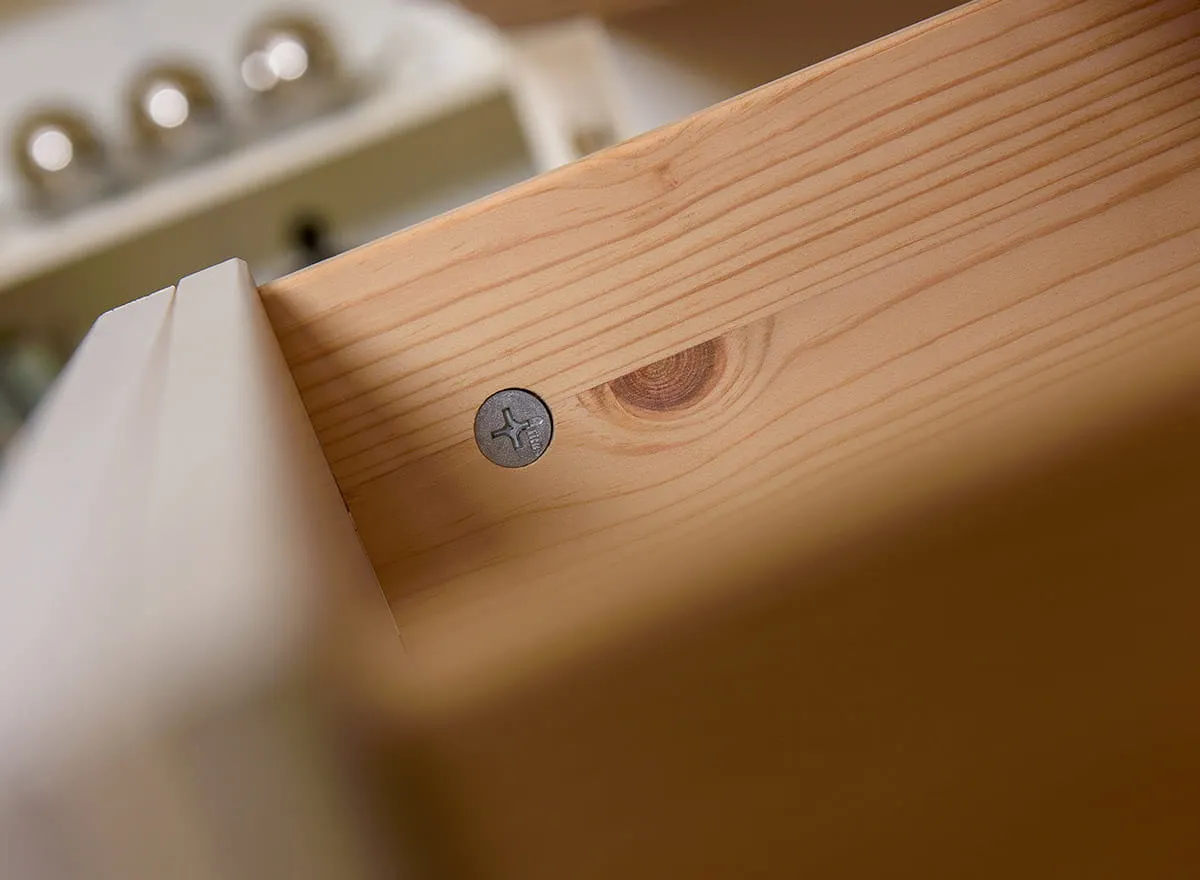 Komoda z przeszkleniem BELLUNO ELEGANTE 3-drzwiowa z 2 szufladami biała - dąb - PL001B/D