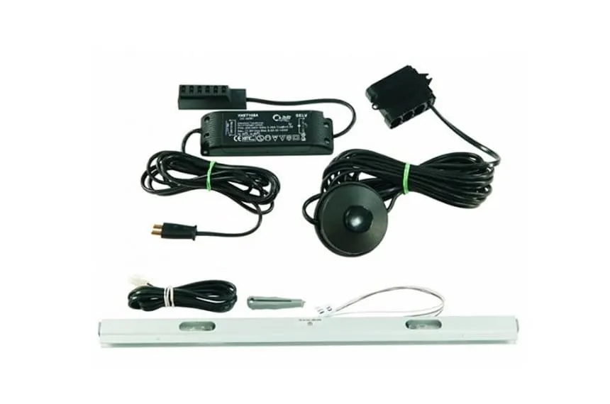 Witryna niska VELVET 15 drewniana 4-drzwiowa dąb rustical 150x110x42cm - TH-100-0626