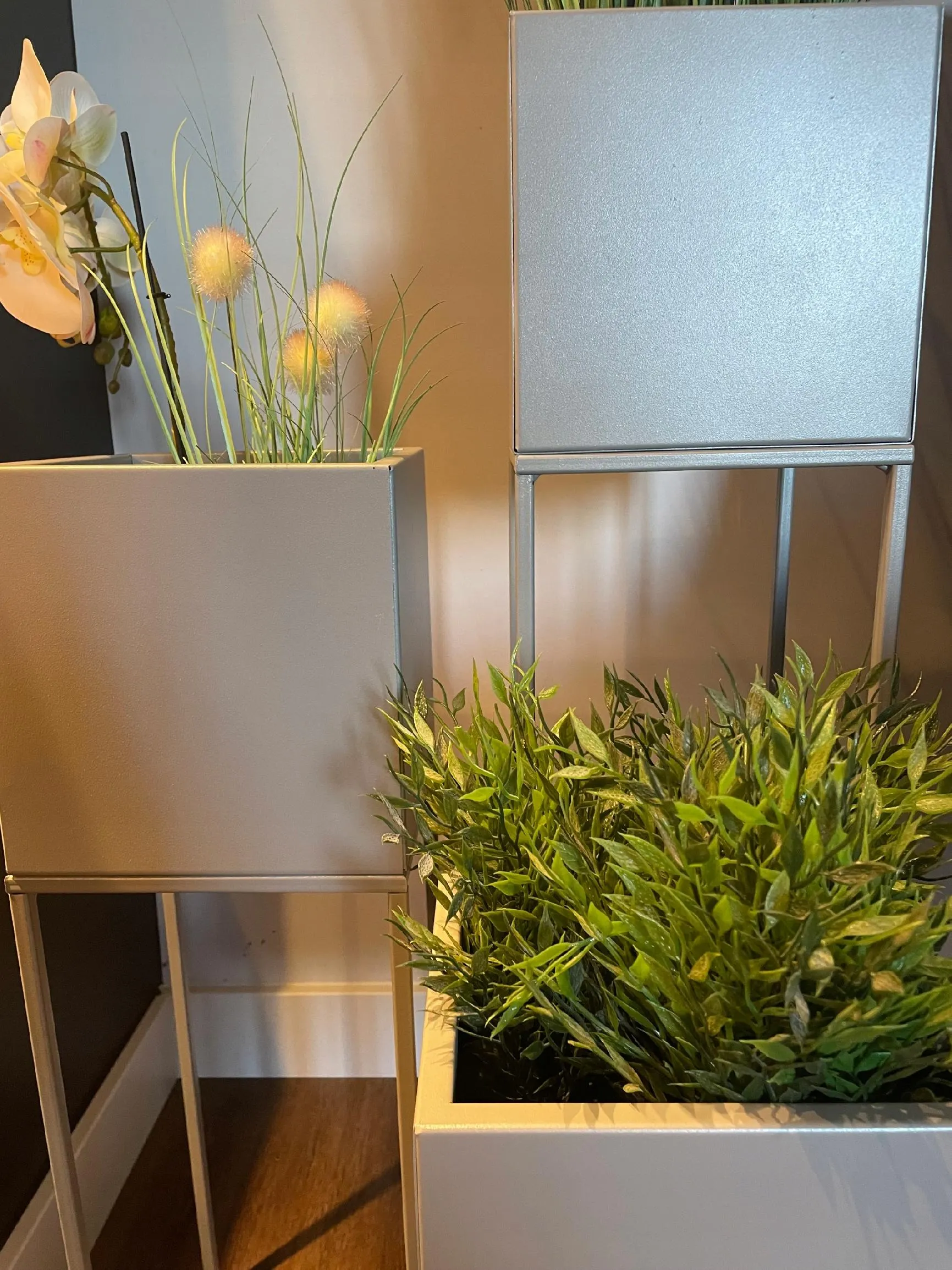 DONICZKA-osłonka na donice metalowa LORIENT L srebrna - LD_TZ000075