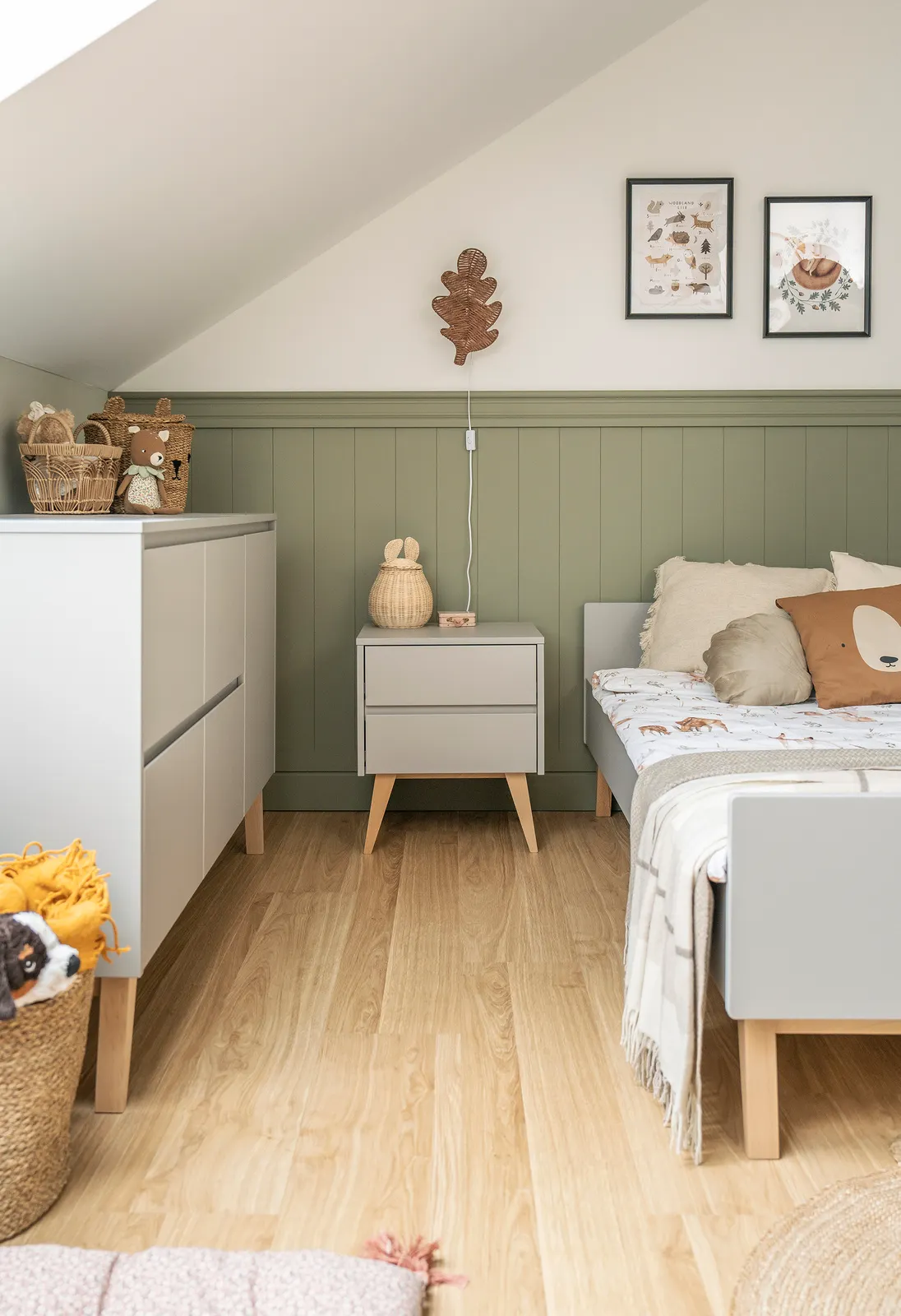 Szafka nocna z 2 szufladami SWING szary naturalny - PIN_034-110-197