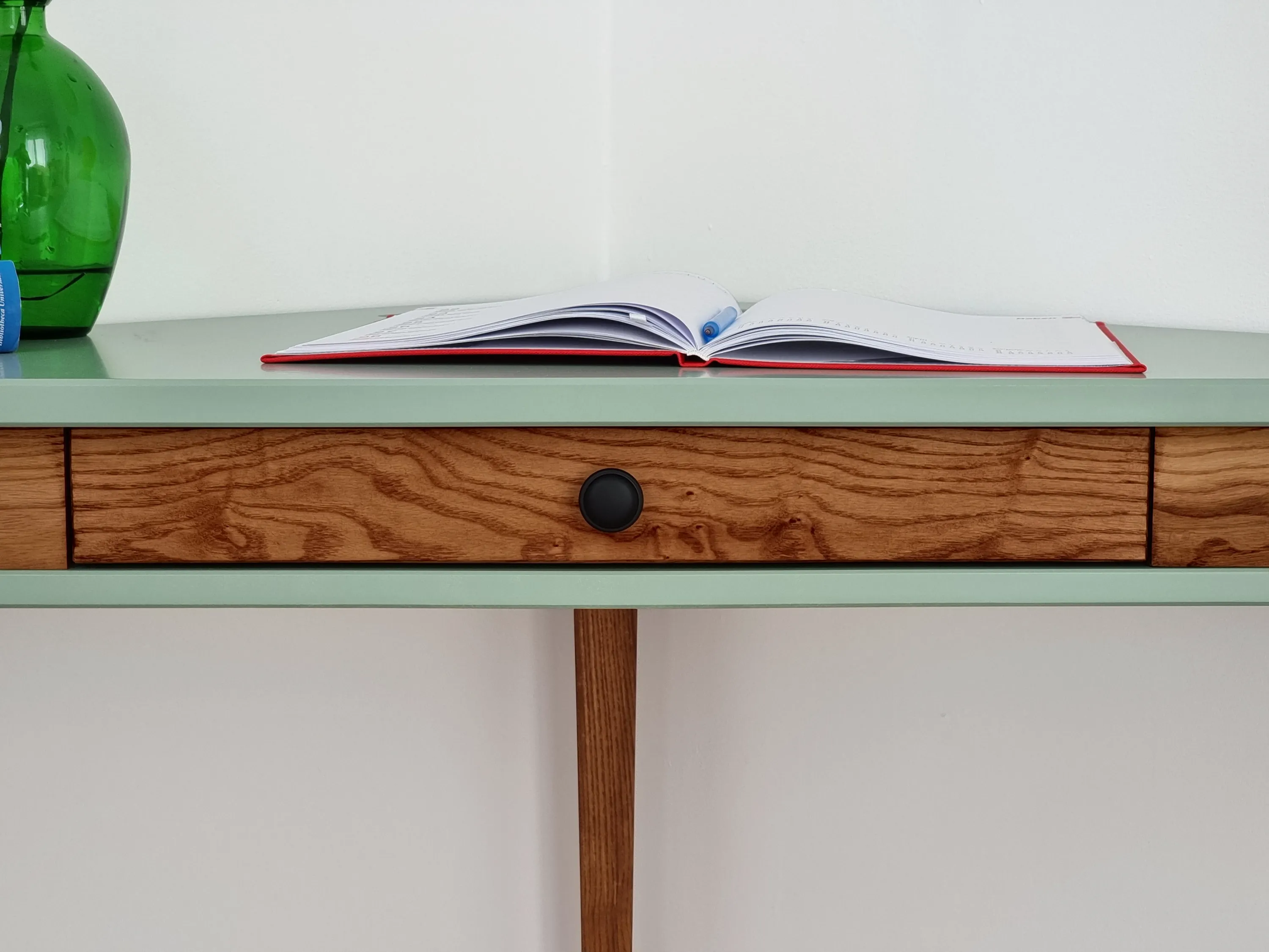 Biurko narożne z szufladą ASHME 114x85 biały blat/ciemne jesionowe nogi - NRGBACD_OAK_1