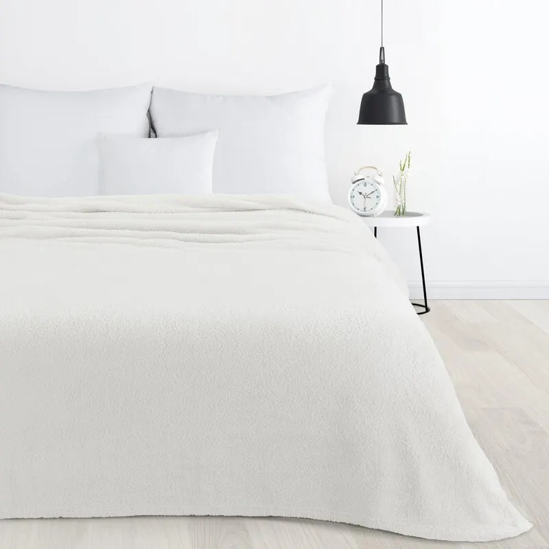 Miękki polarowy koc D91 LORI 170 X 210 cm Beżowy — zdjęcie 2