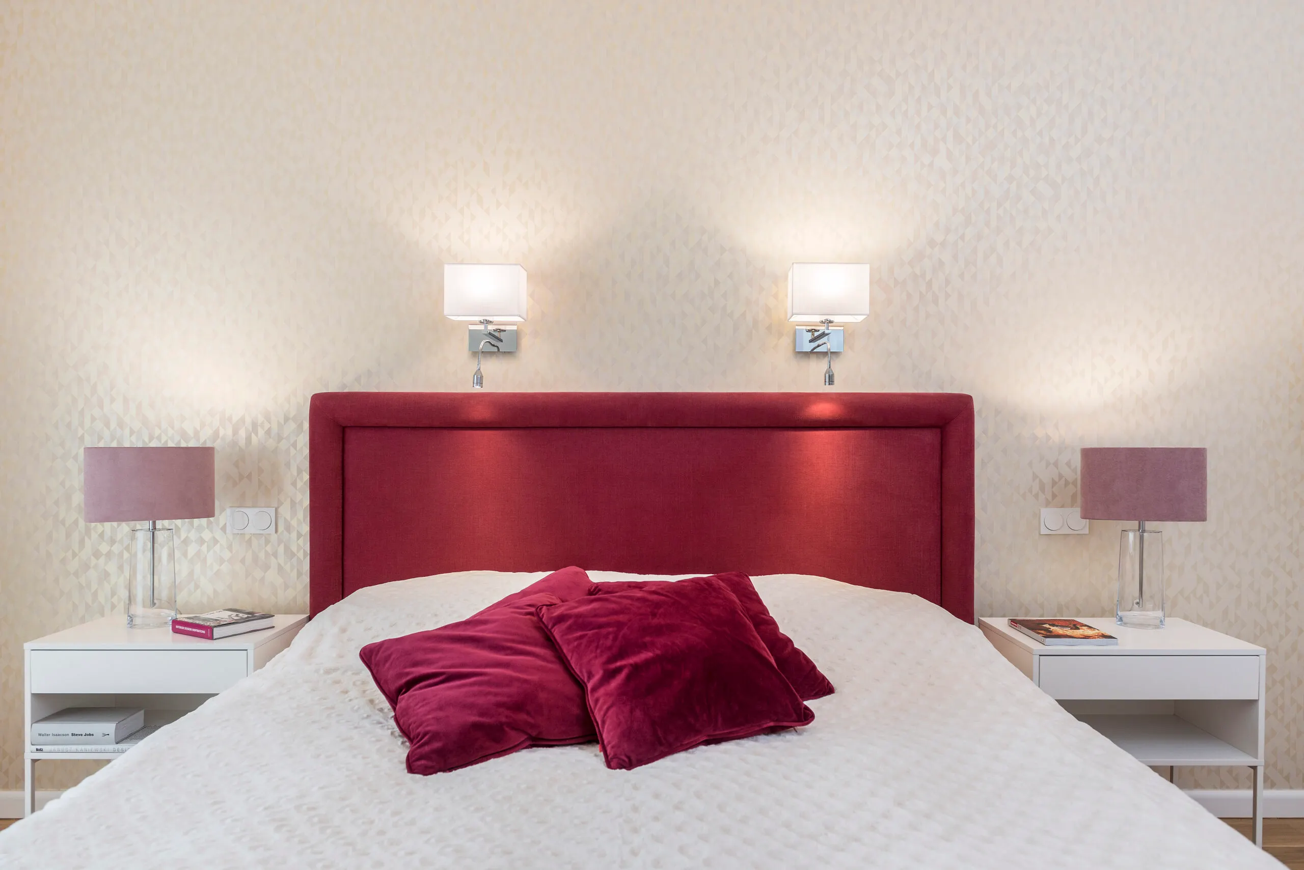 Kinkiet HILARY chromowany biały dodatkowa regulowana lampka do czytania - 867