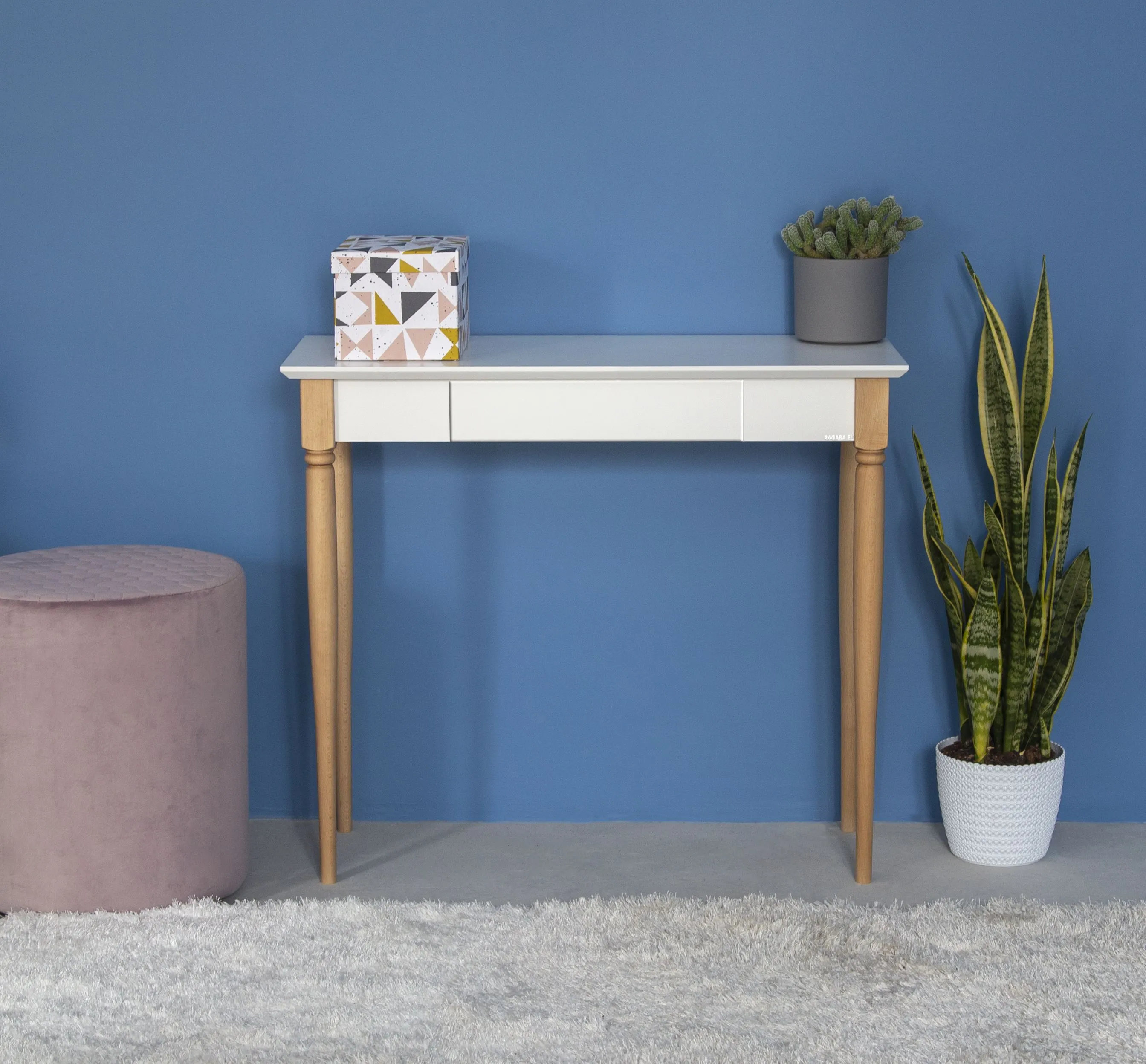 Biurko z szufladą MAMO 105x40 koralowy blat/drewniane nogi - NRAGABAWDMA316