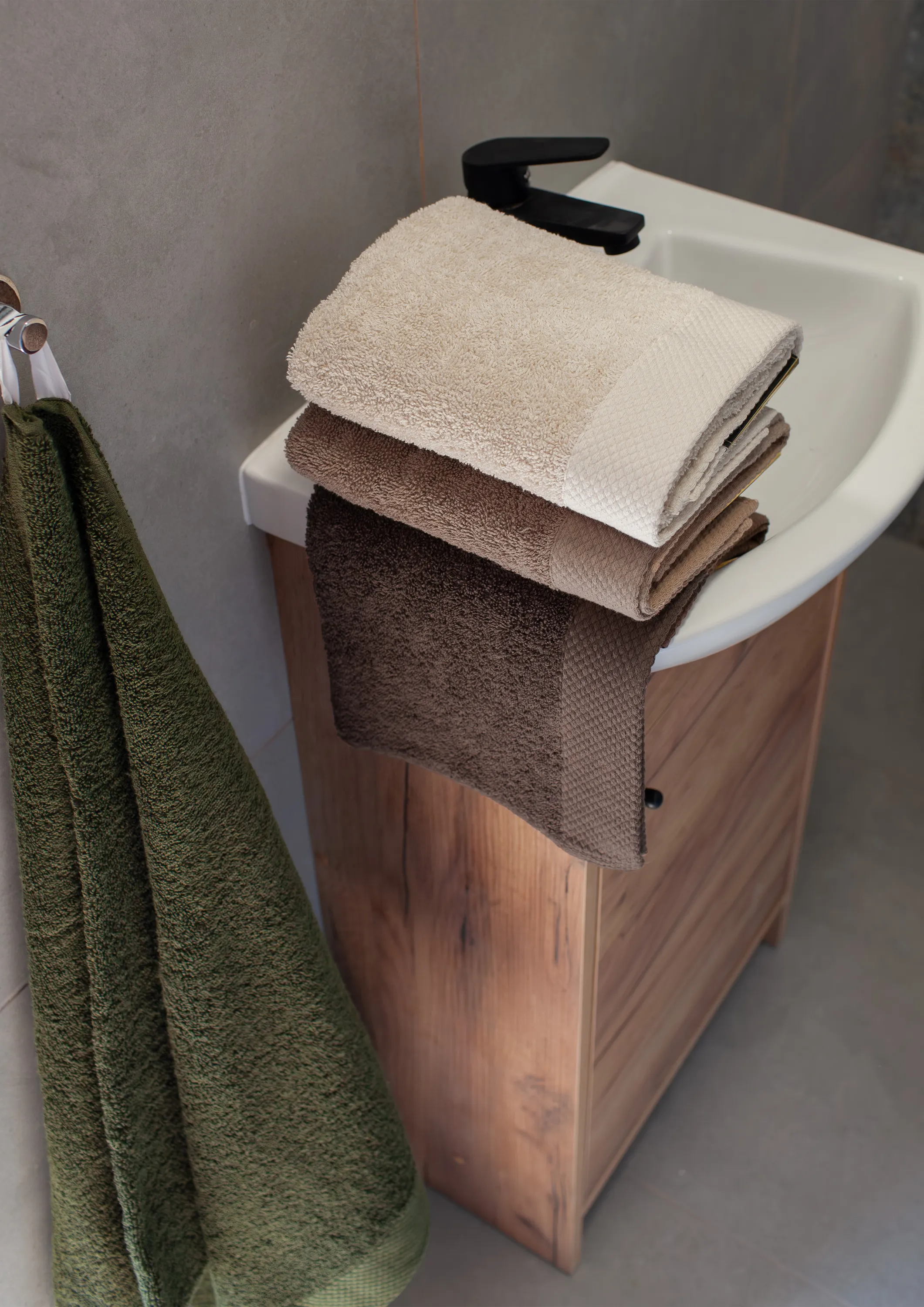 Ręcznik frotte BOHO 70x140 gramatura 500 beżowy - FARO_29452