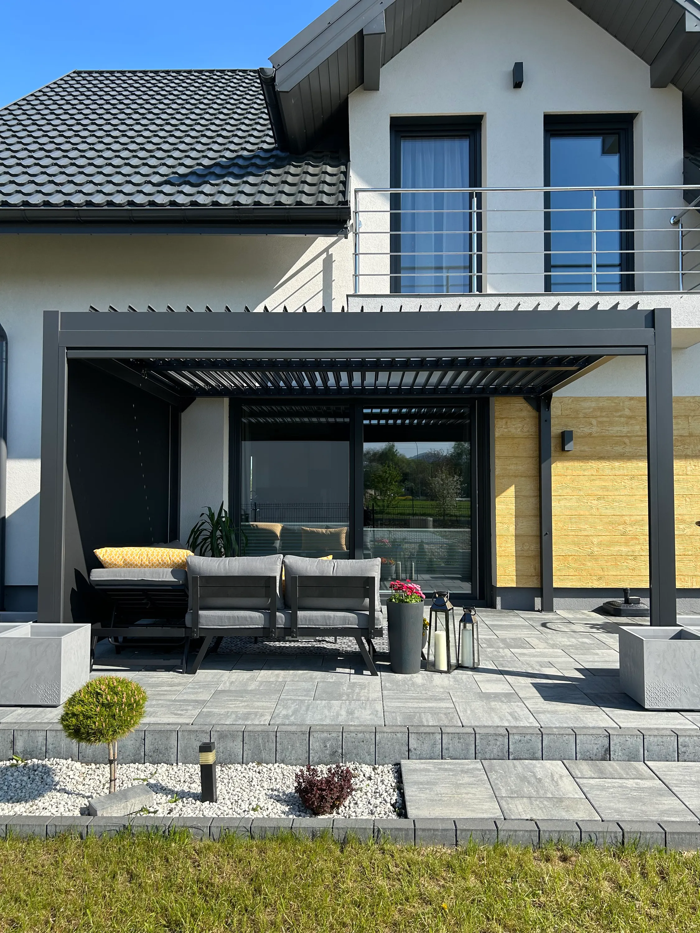 Pergola elektryczna LUXE 3x4m antracyt z LED - MI_5905610251475