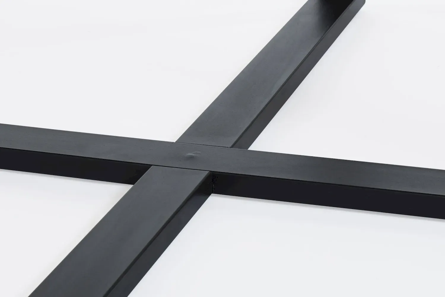 Stół okrągły LUGO Ø120 - dąb naturalny - UN_51970000