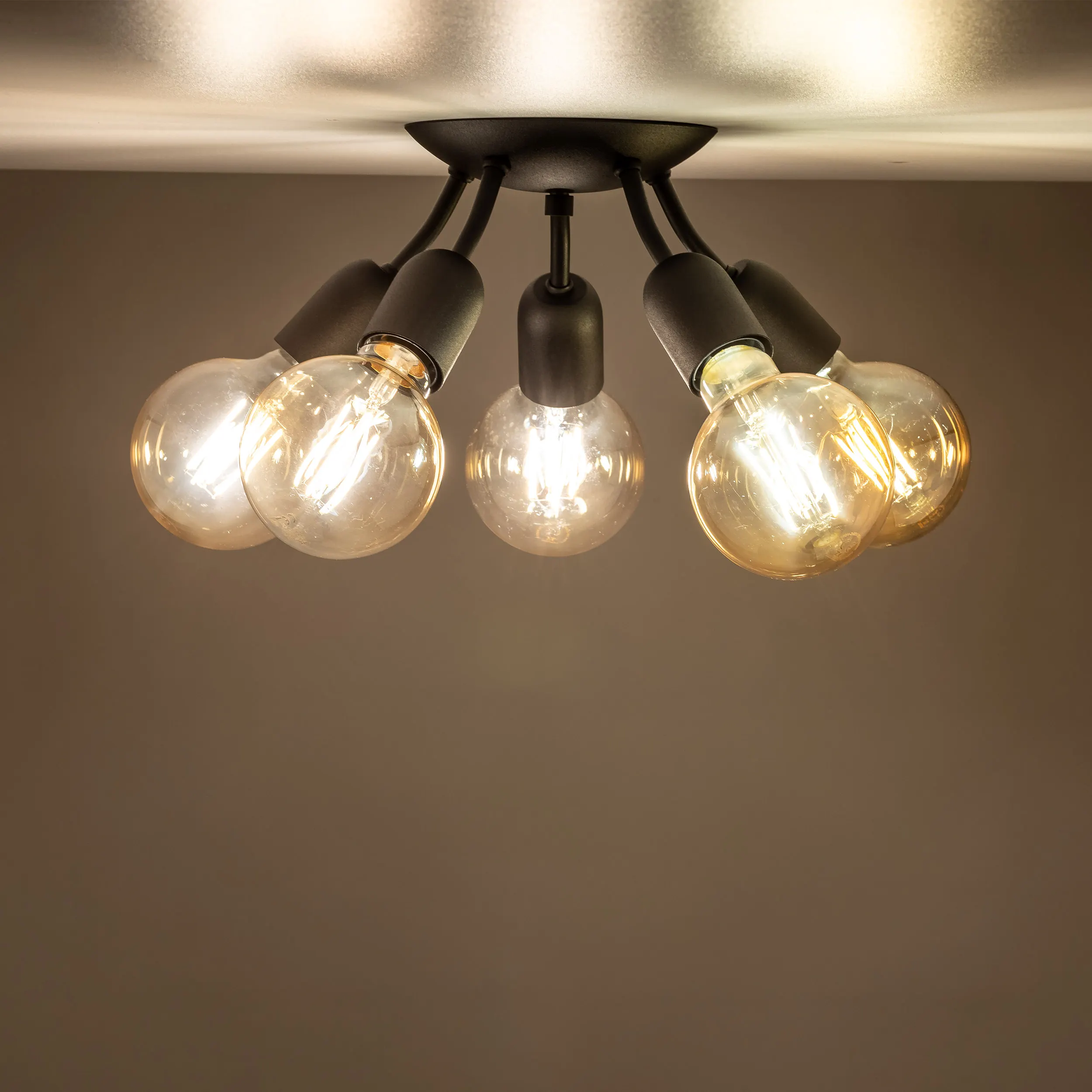 Lampa sufitowa RUBIO czarna na okrągłej podstawie 28x13cm - TK_4830