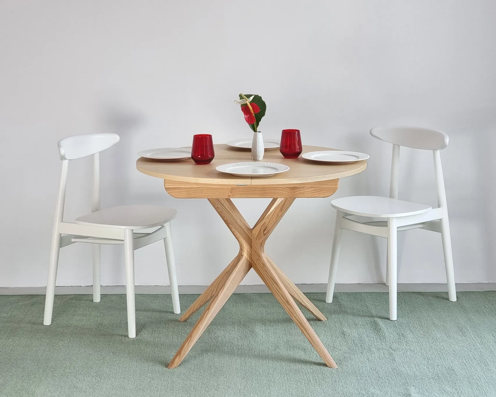 Stół okrągły rozsuwany JUBI 90x90-130 cm jesion naturalny — zdjęcie 2