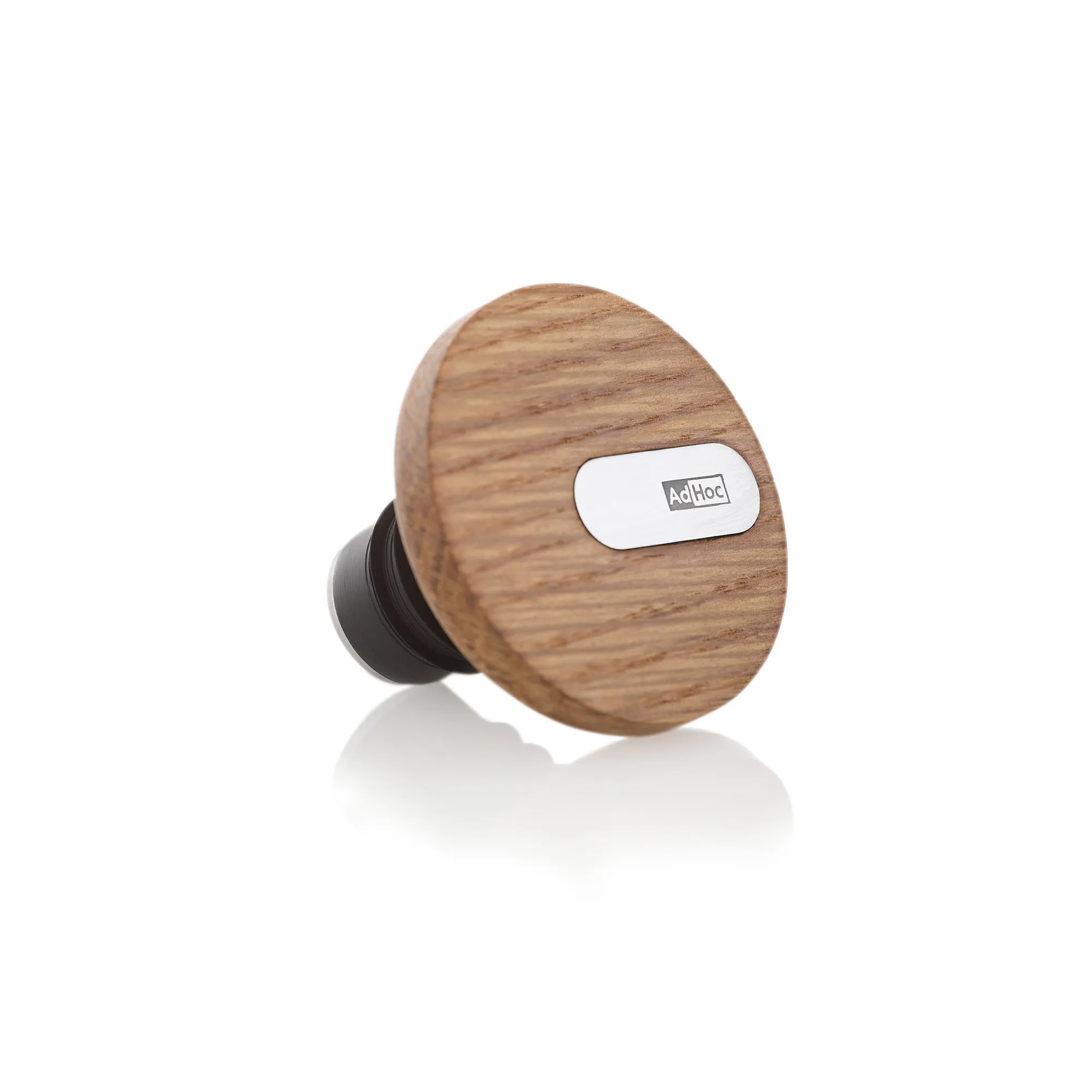 drewniana nakładka, metalowa tabliczka, kolczyk do drzwi?