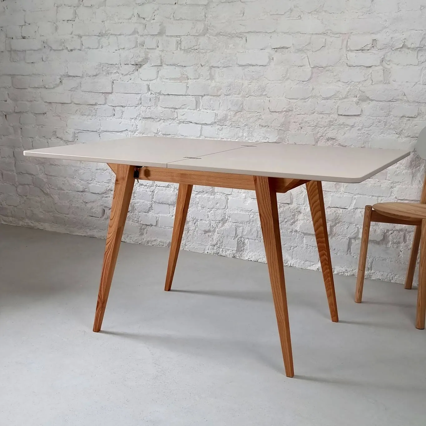 Stół rozkładany ENVELOPE 65x90-130cm zielony dąb - NRAGABATE_E10_OAK