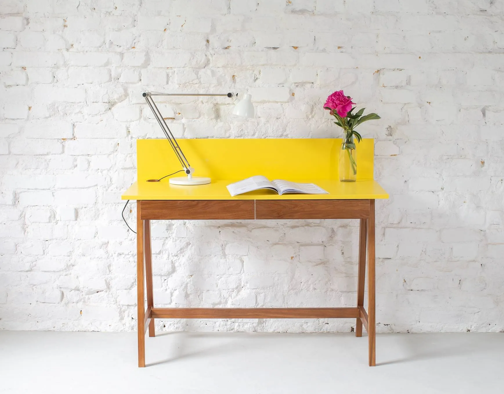 Biurko z szufladami i panelem LUKA 110x50 czarne/nogi kolor dąb - RGB_WDLUK3_BLK_OAK_D