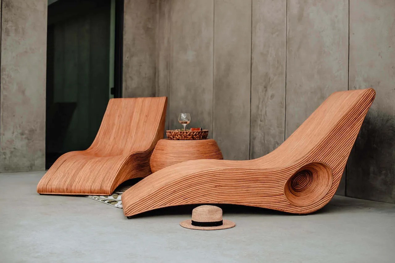 ZESTAW LEŻAKÓW TEGAL OKRĄGŁY STOLIK KONIAK