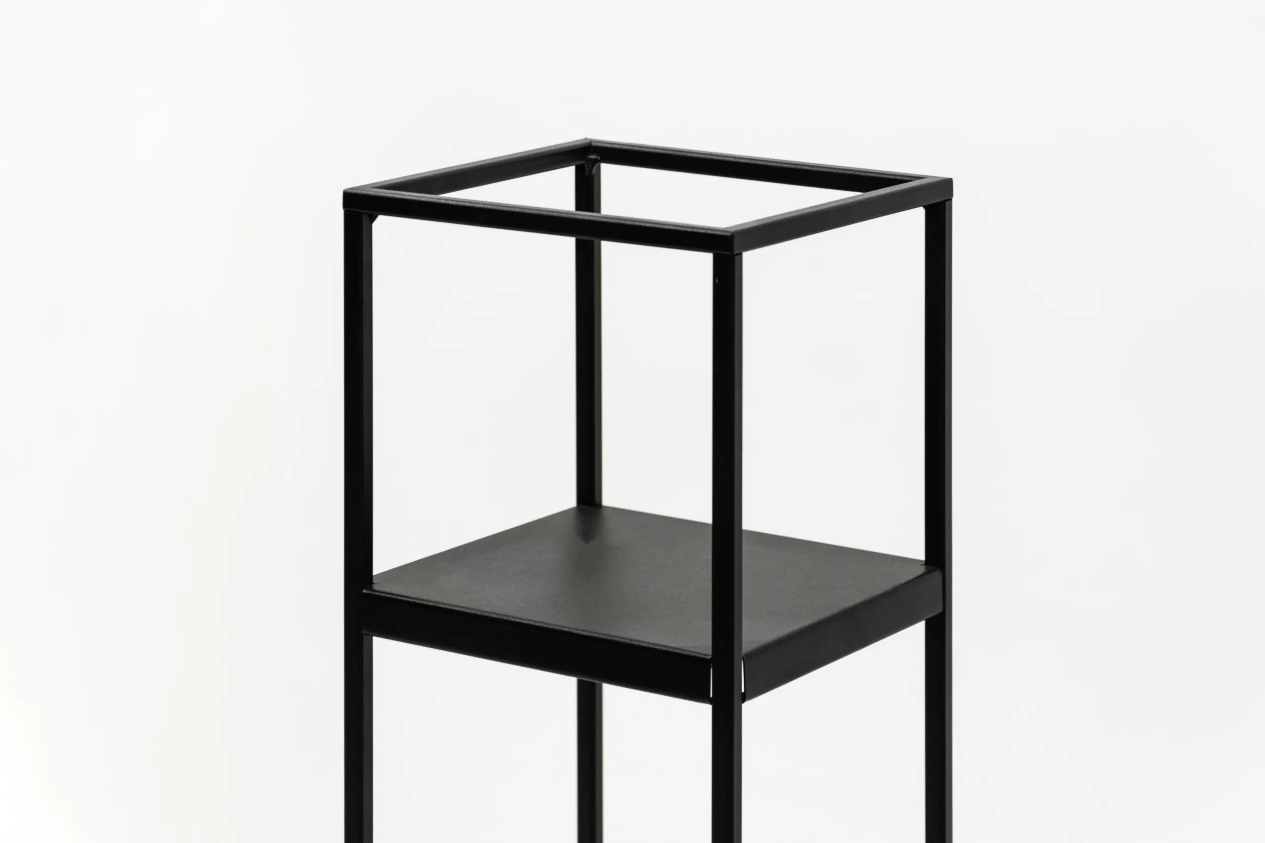 Kwietnik stojący metalowy LILLE S czarny - LD_TZ000163