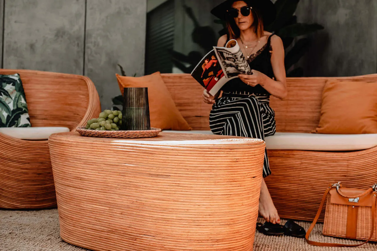 ZESTAW RATTANOWY TEGAL 4 JASNY OWALNY ( 2 Fotele, Sofa, Stolik ) - MMRZT1JOW