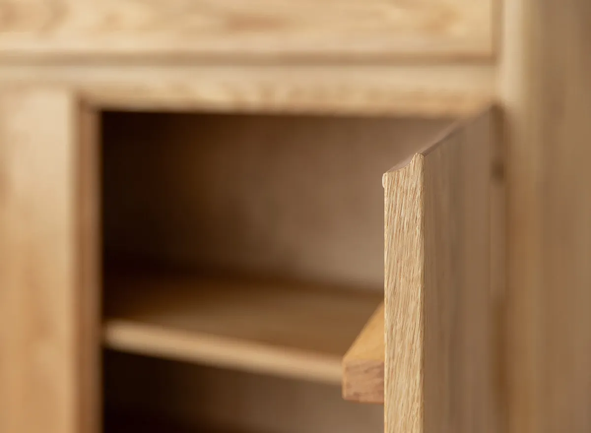 Komoda dębowa 2-drzwiowa z 1 szufladą SORA Dębowy Sen dąb olejowany - ZIKOM3_1.2