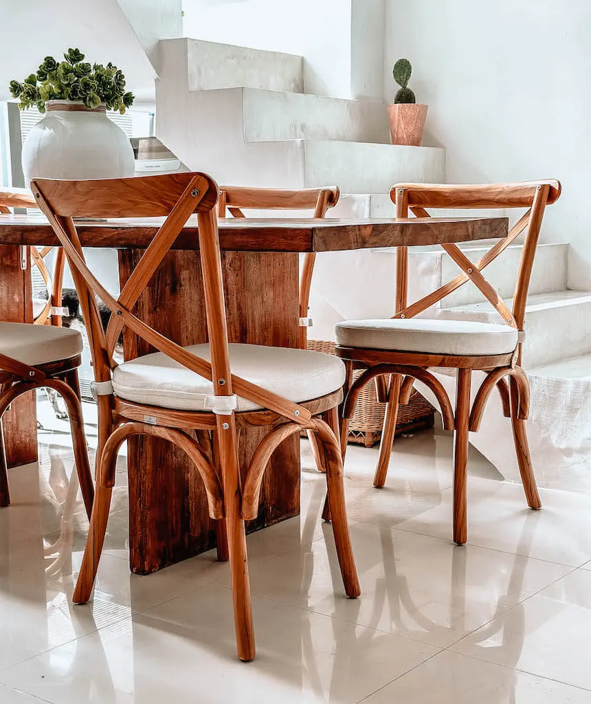 KRZESŁO TIKA DREWNO TEKOWE - MML2KTI