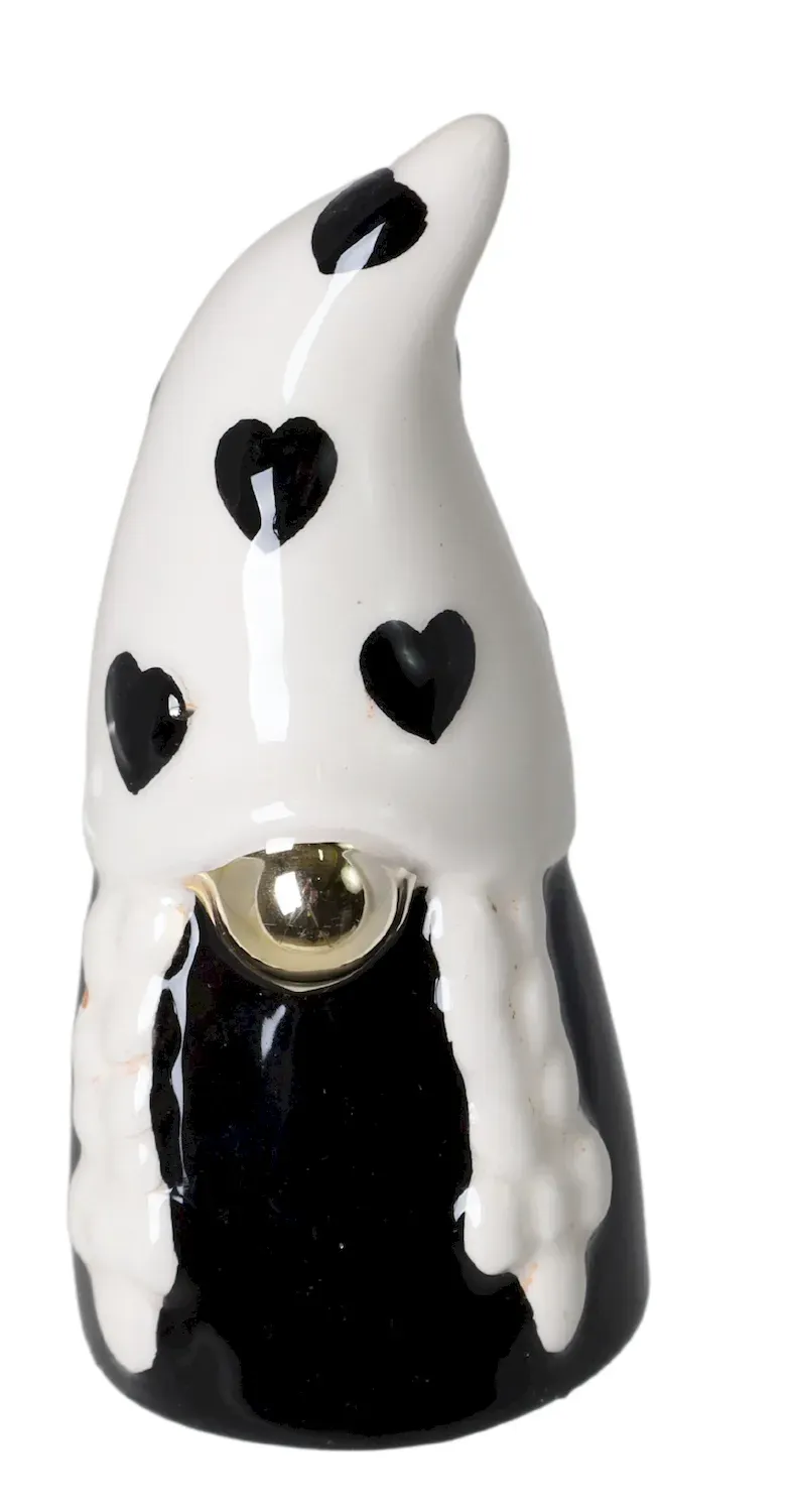 Skrzat z czapką w serca MAŁY 68039 czarny Skrzat z czapką w serca MAŁY 68039 czarny