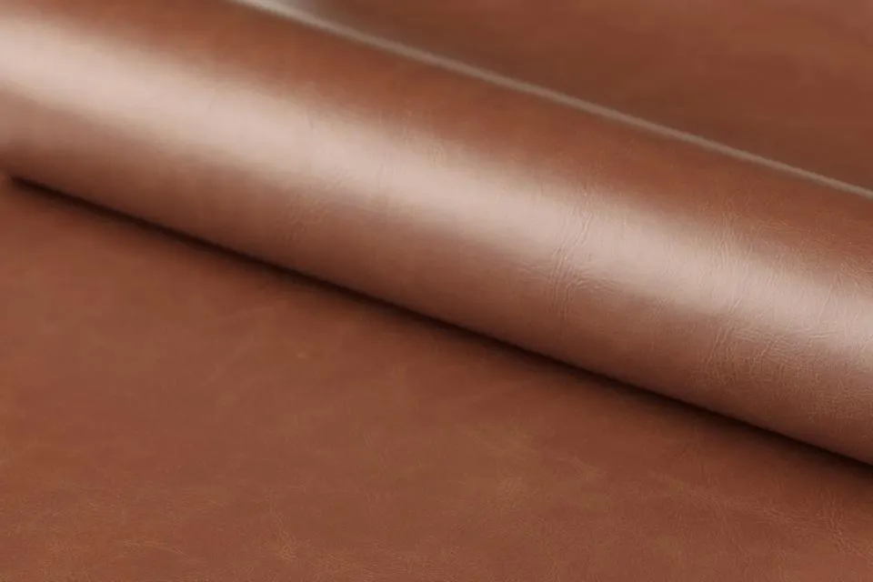 Fotel z ekoskóry na metalowych nogach ROMA brązowy, chrom - 0000071940