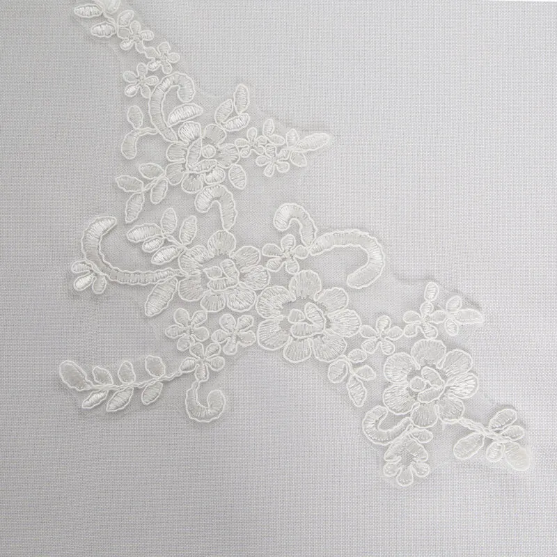 OBRUS BARI 40 X 140 CM BIAŁY - EU_457065