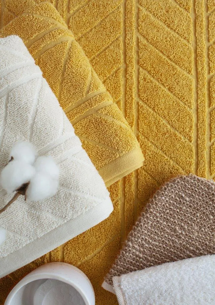 Ręcznik frotte RELIEF 70x140 gramatura 500 żółty - FARO_30242