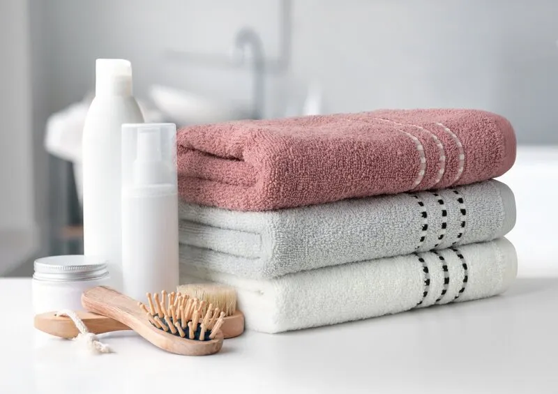 RĘCZNIK FIORE (17) 70 X 140 CM CZARNY - EU_421446