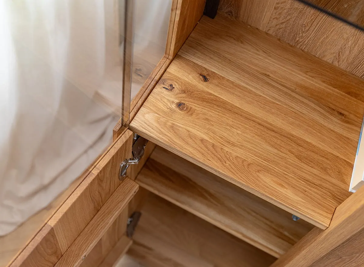 Witryna wąska dębowa COLLODI prawa z oświetleniem - dąb olejowany - ZICOL01P