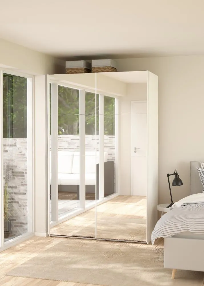 szafa, szafa z lustem, minimalistyczna, drzwi lustrzane, przestronny balkon/wyjście?