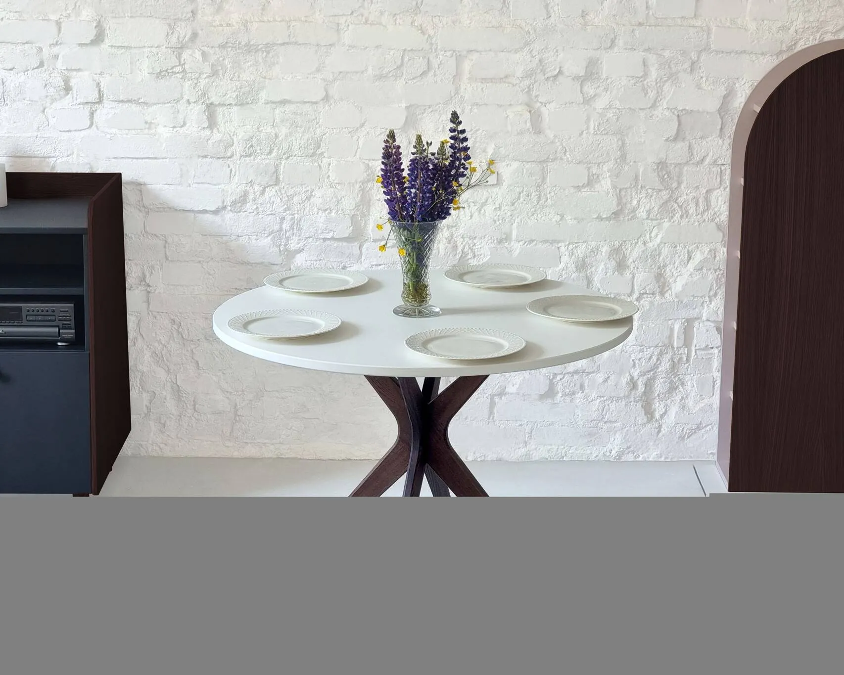 Stół okrągły JUBI BOLD 100cm koralowy orzech - NRGBTJ100_16_WAL