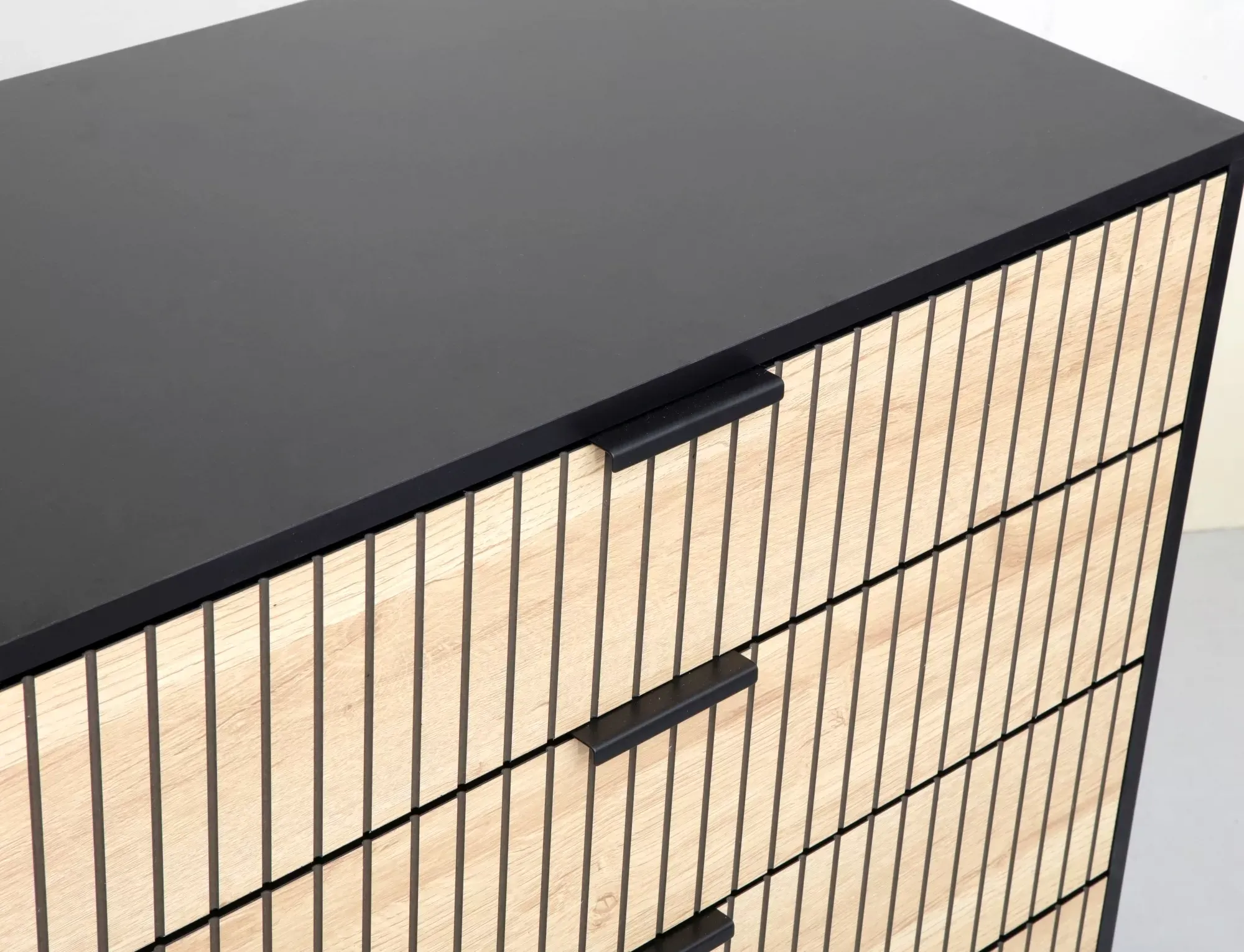 Komoda z szufladami MAGO K2 80 cm drewniano-czarna - MAGOK2