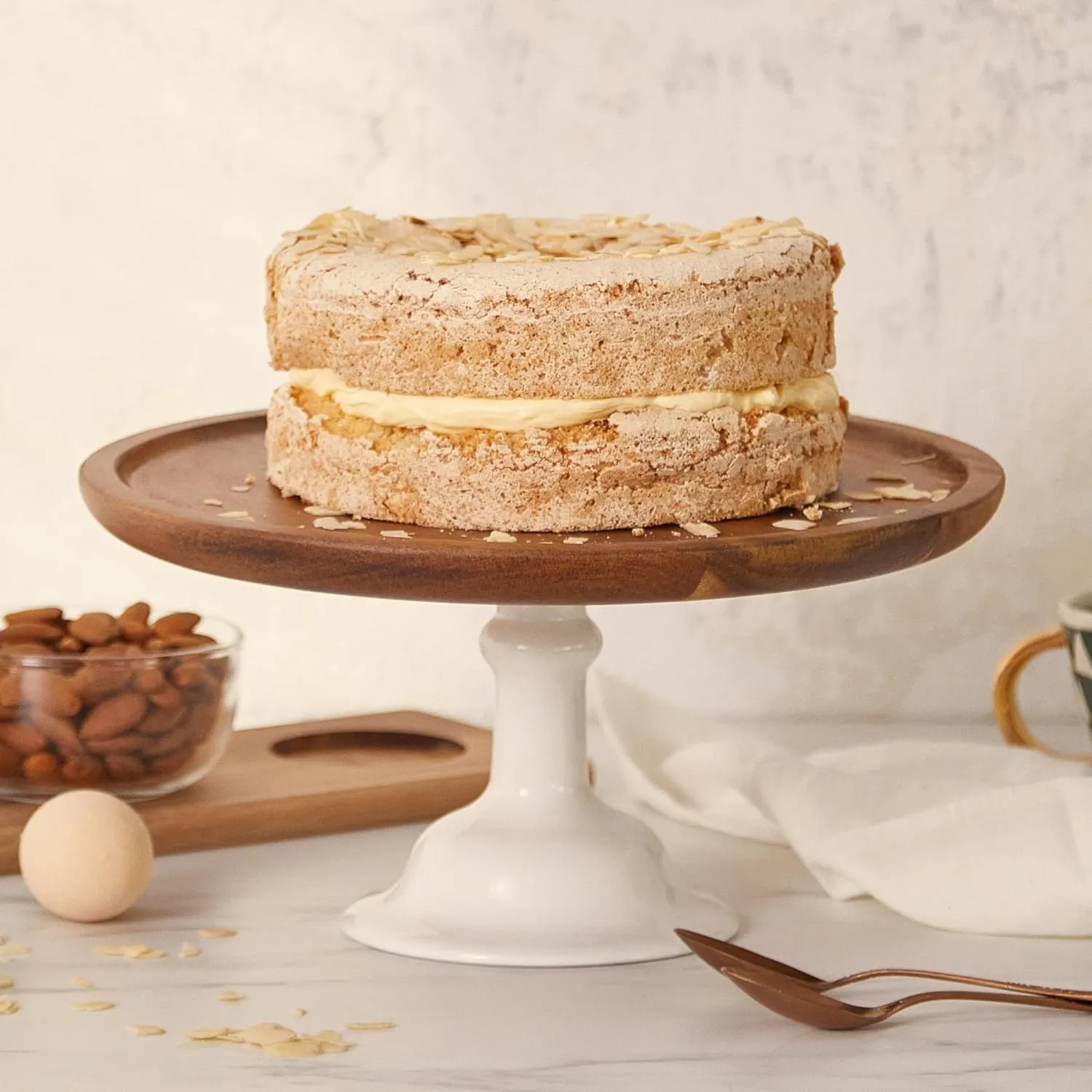 ciasto, tort, naked cake, krem, migdały