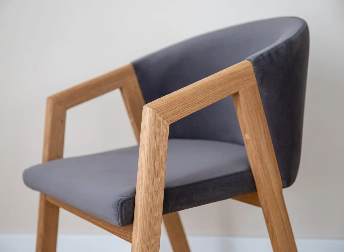 Krzesło tapicerowane AVELINA grafitowe z drewnianymi nogami 9852 FORIO - grafitowe - FOR9852AV