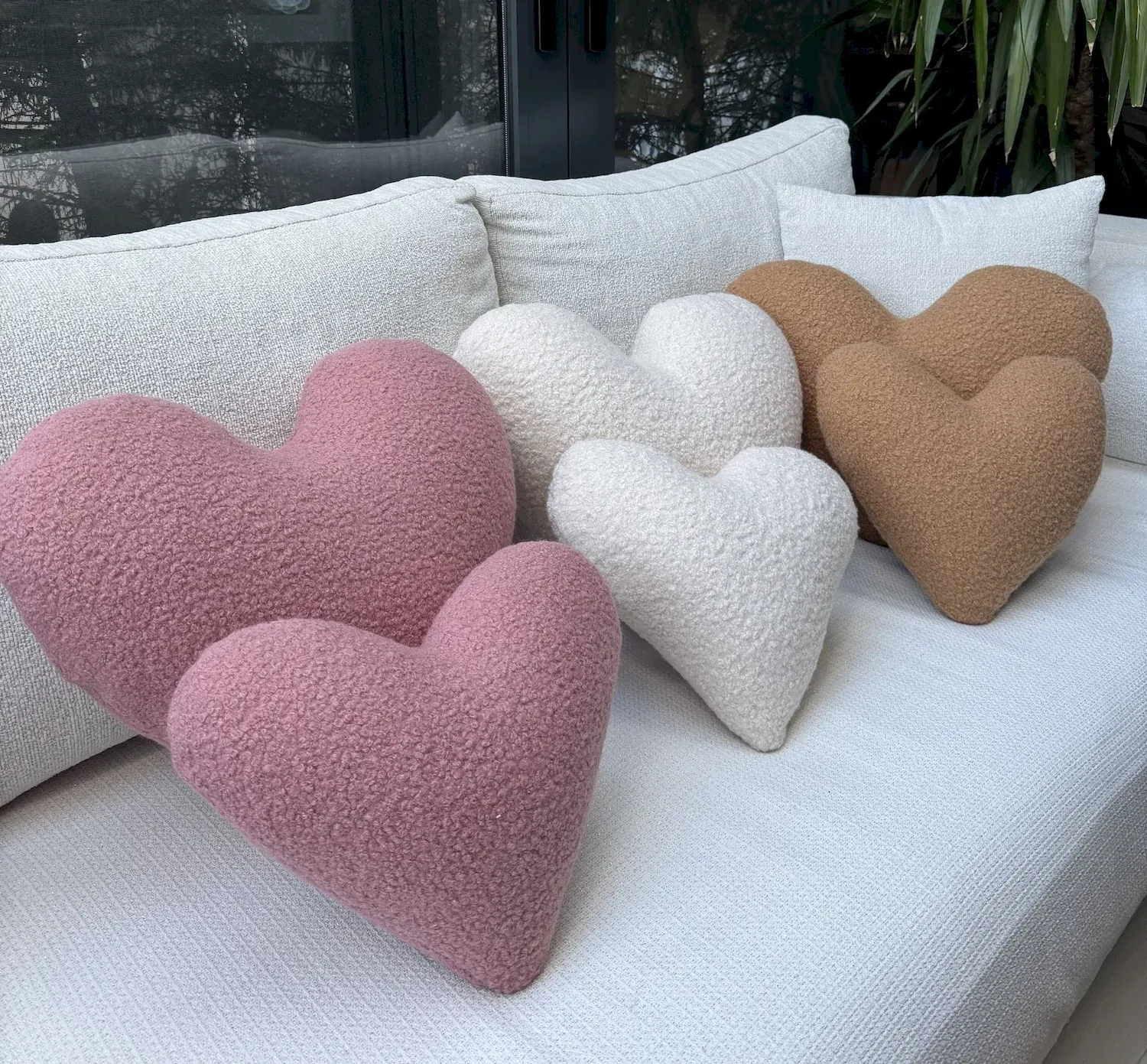 Poduszka serce TEDDY KALP BIG 42x45x12 beżowa - ASI_150CRG1159