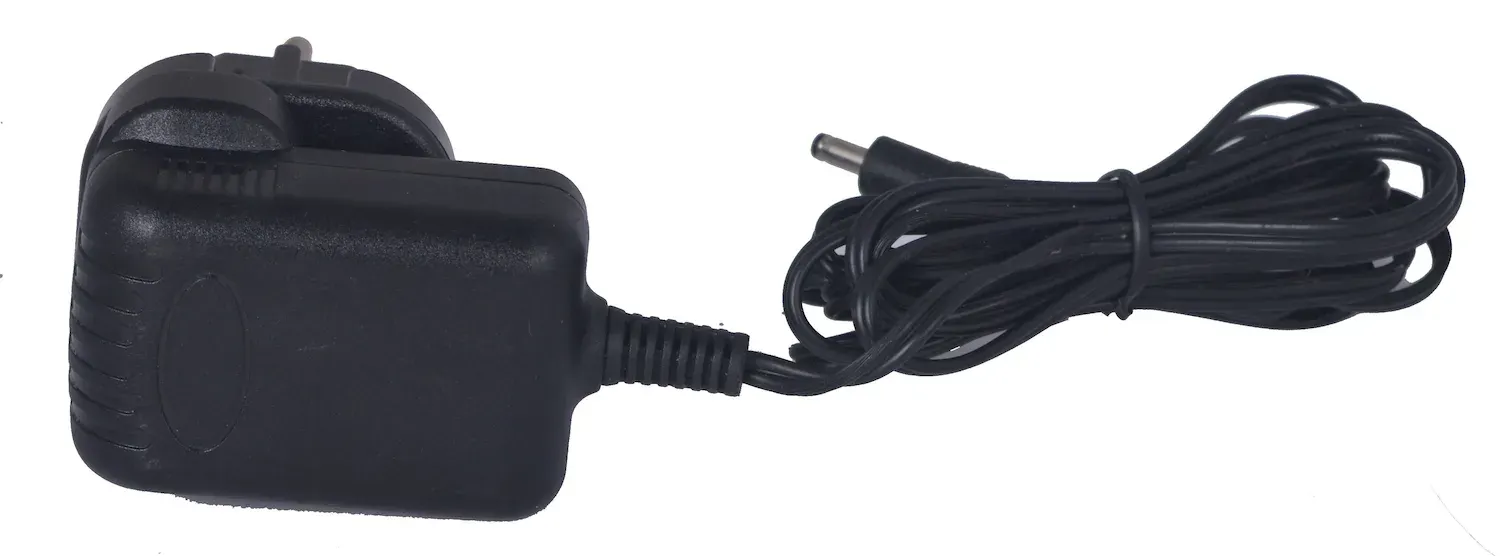 ZASILACZ długość przewodu 6 m ZASILACZ długość przewodu 6 m