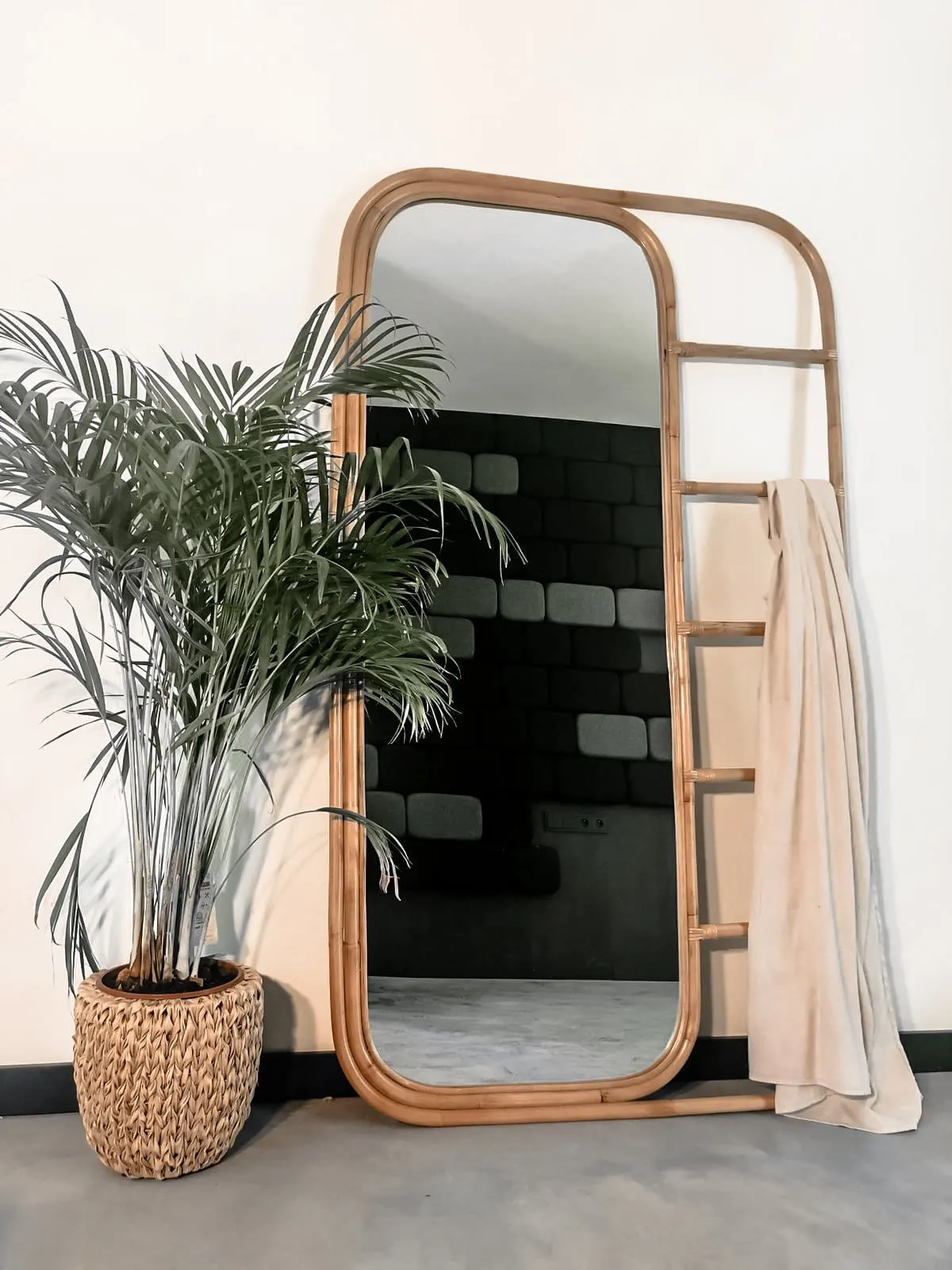 ROJA DUŻE RATTANOWE LUSTRO - MMRM006