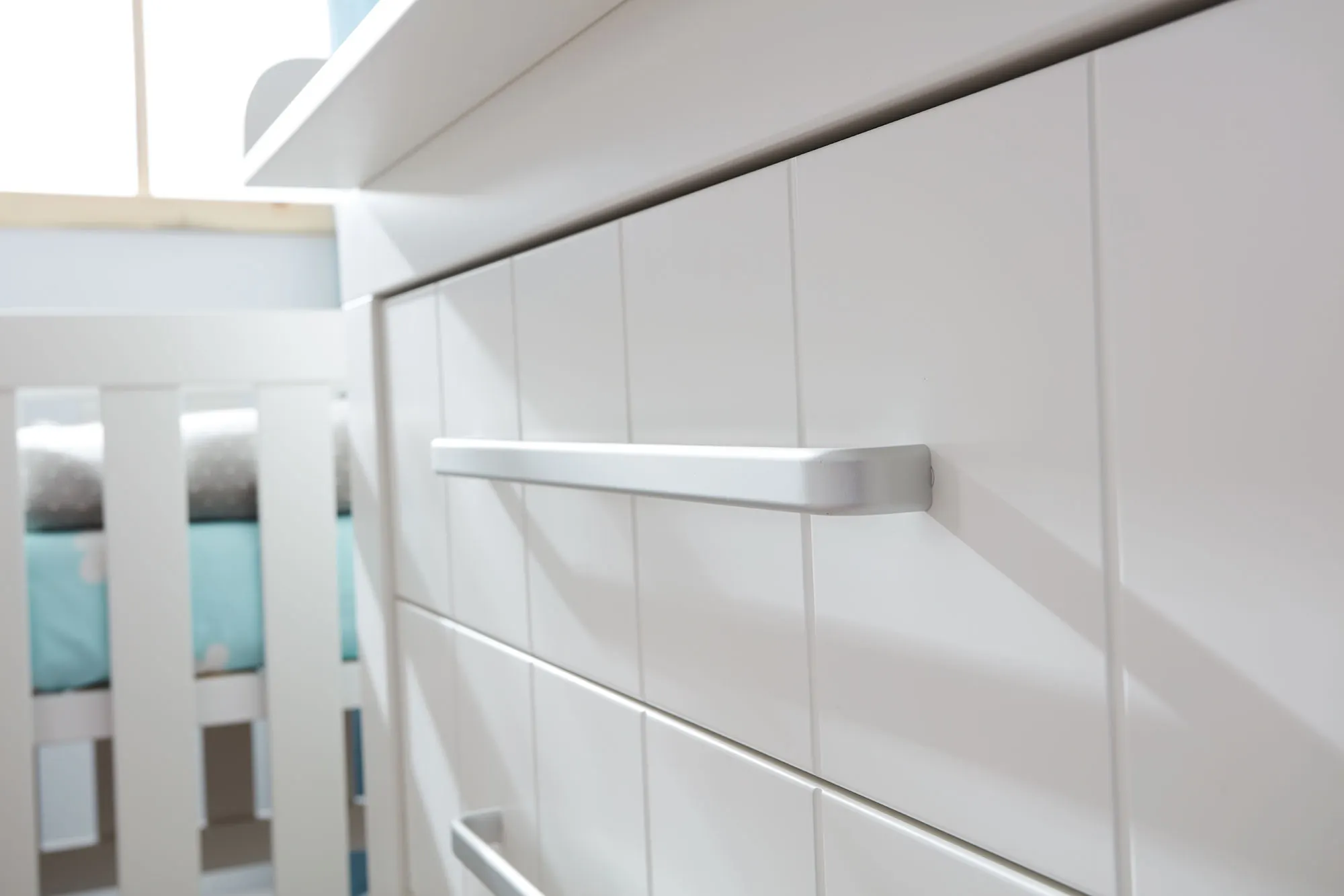 Komoda z szufladami CALMO 111 cm biała - PIN_021-023-110