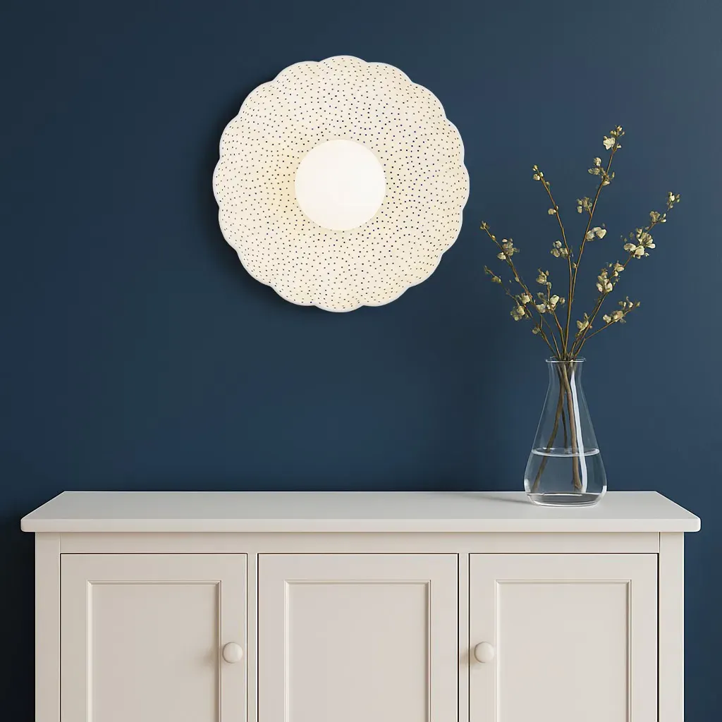 Kinkiet w kształcie muszli BOLL ceramika bolesławiecka kremowy - 8934