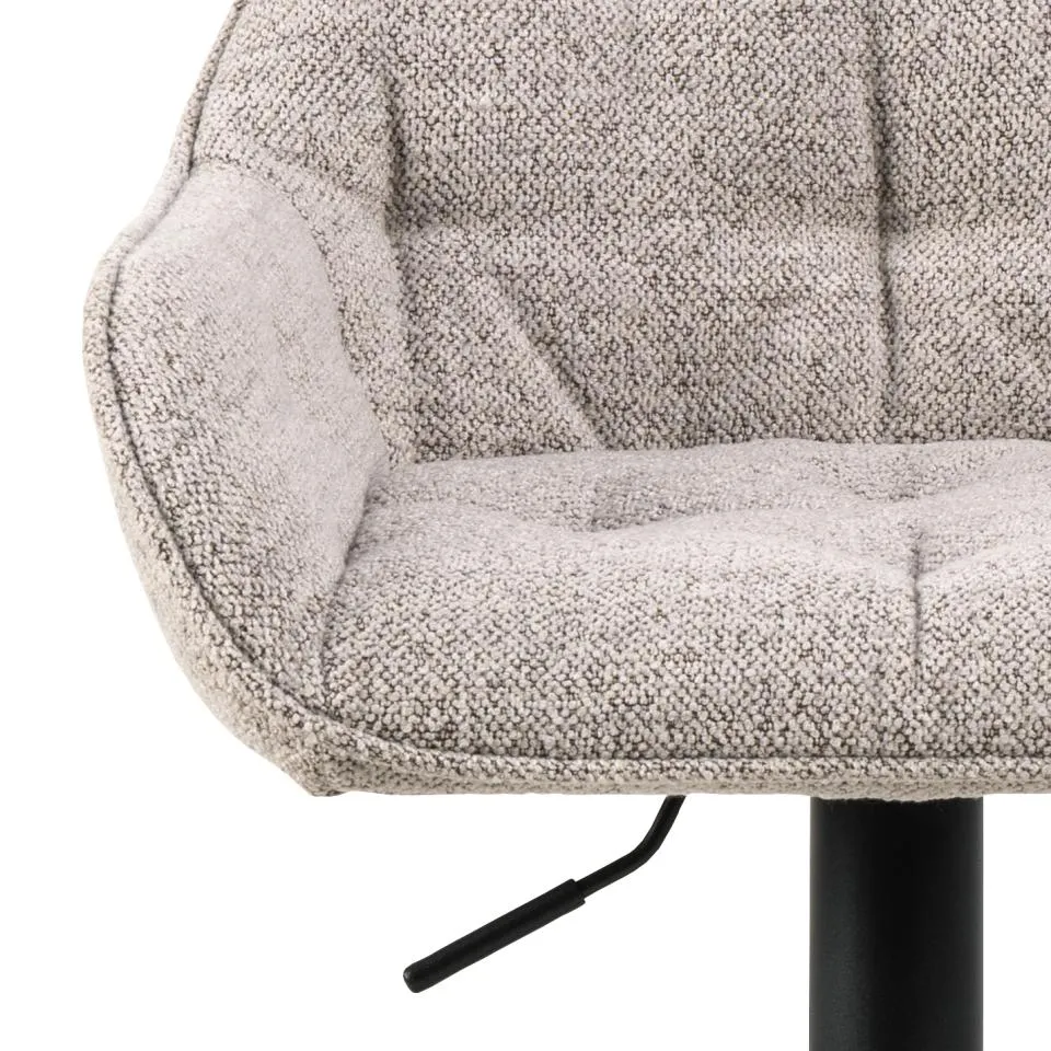 fotel, tapicerka boucle, tkanina sherpa, podstawa metalowa, regulacja pochylenia