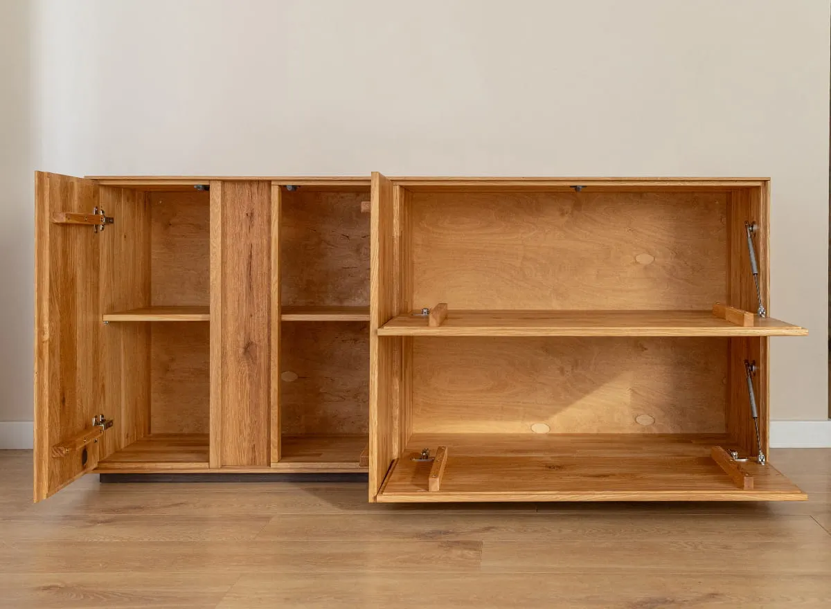 Komoda dębowa COLLODI szeroka 4-drzwiowa z oświetleniem 185 cm - dąb olejowany - ZICOL05