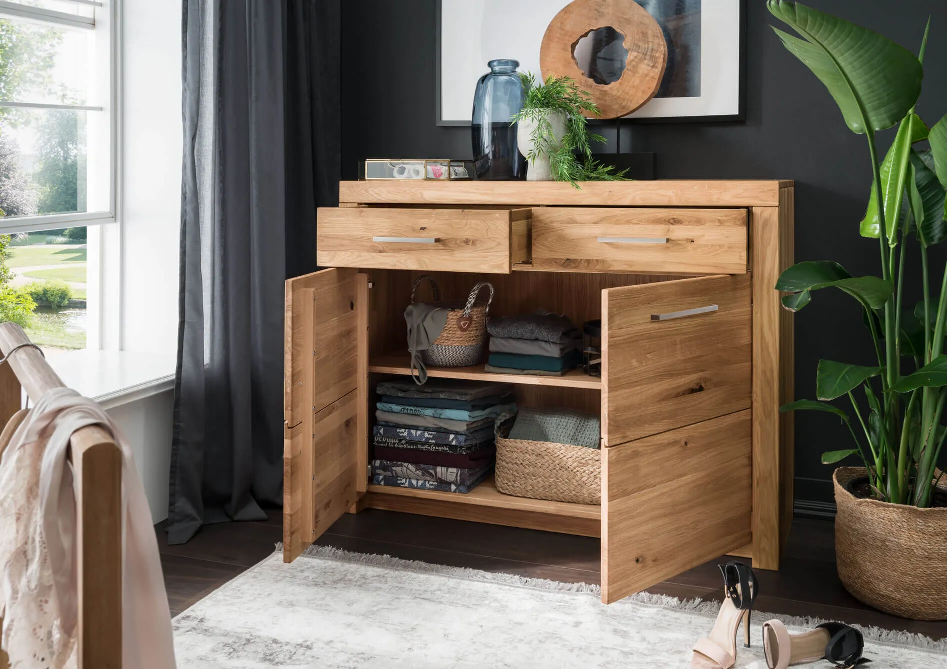 Komoda dębowa DOVE 2-drzwiowa z 2 szufladami 118x92 - GK_1031690701