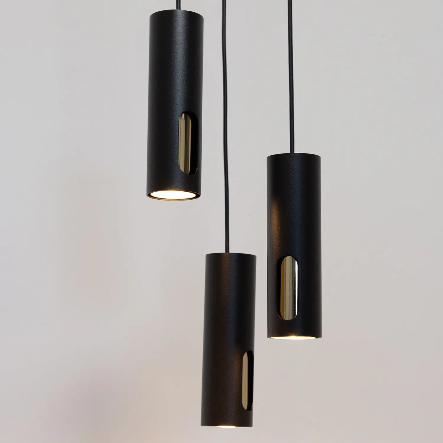 Lampa wisząca stalowa FLOW 3 koło czarny złoty - SI_41222