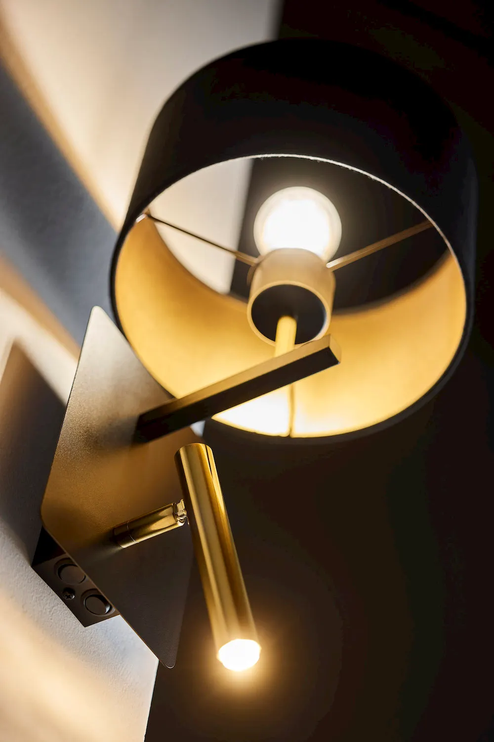 lampa, oświetlenie, kinkiet, metaliczny, czarny