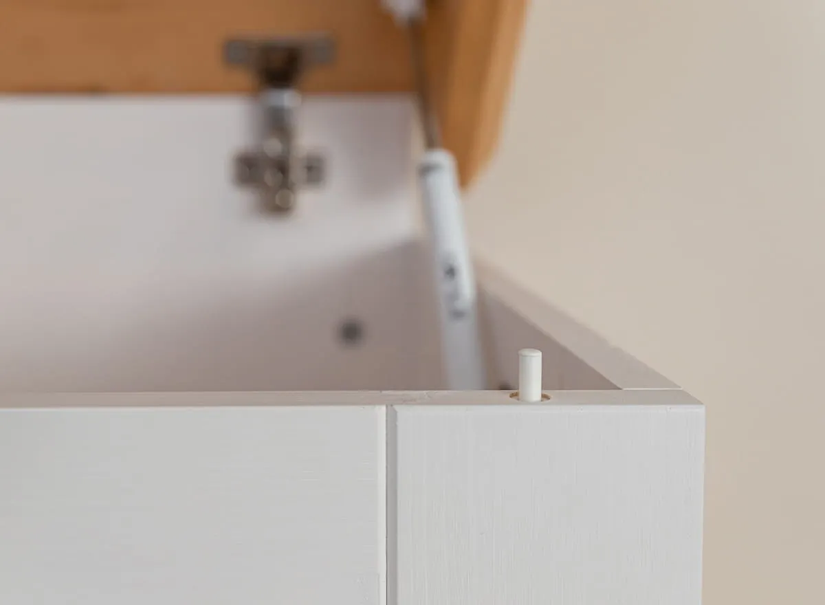 Skrzynia MARONE ELITE - biały, złocisty 95 cm - PLMEL18