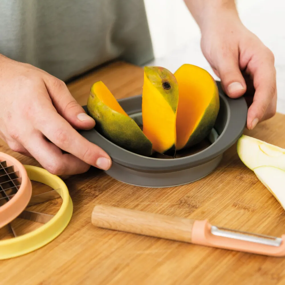image mango, mango cutter, fruit slicer, kitchen tool, orange flesh