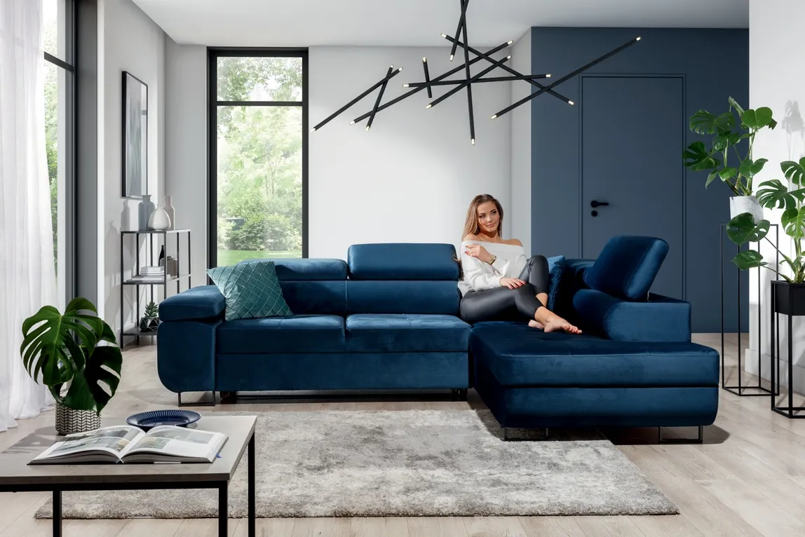 Narożnik prawostronny ANNABELLE L regulowane zagłówki nogi czarne prawy Monolith 77 granatowy - B_165786