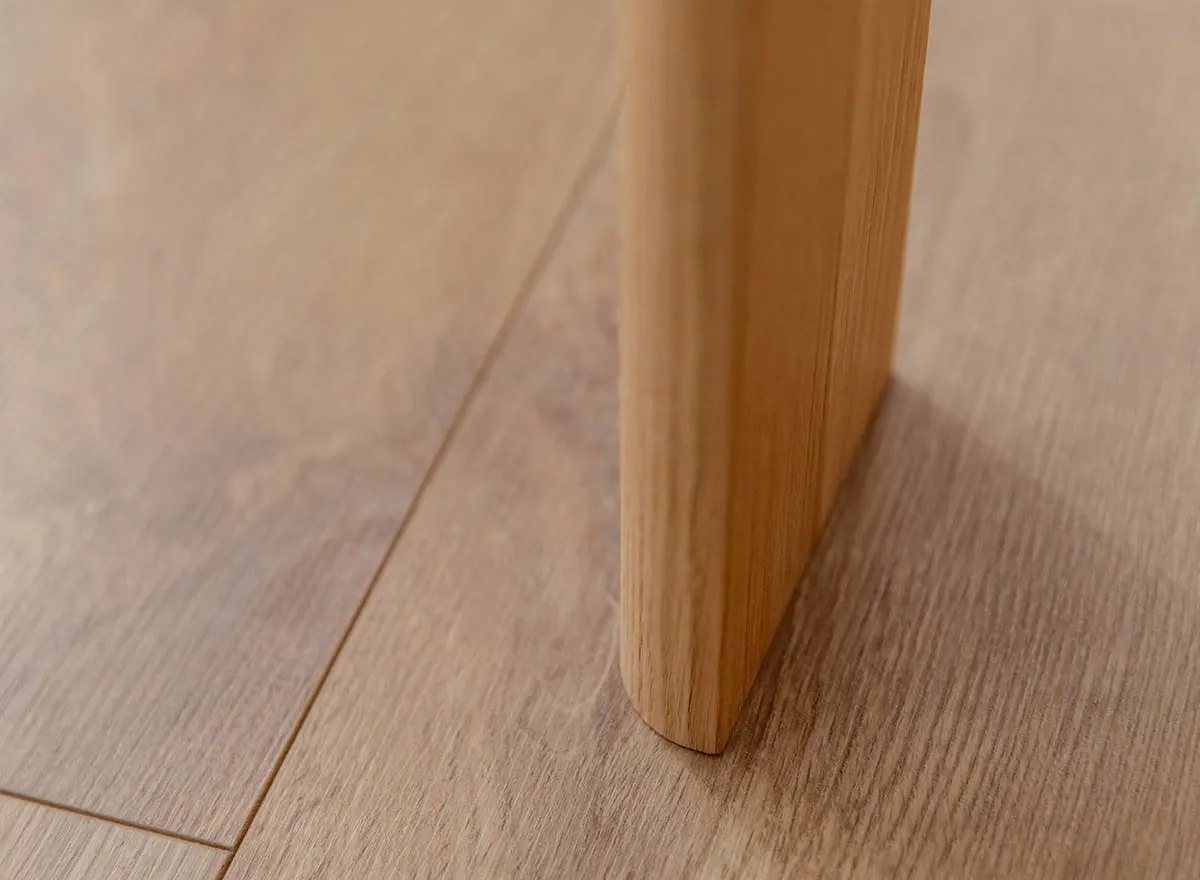 Stolik kawowy okrągły MONTI 51 cm dębowy olejowany — zdjęcie 12