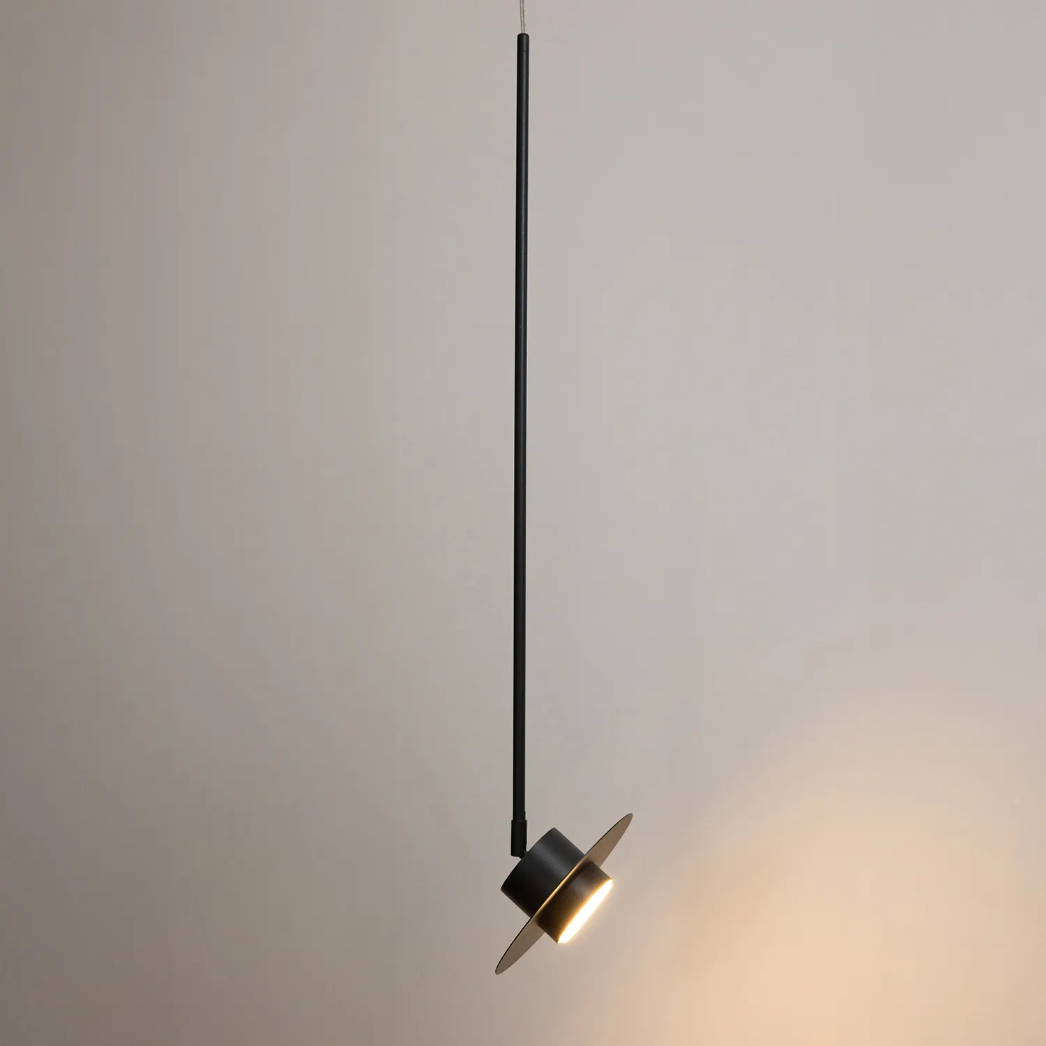 Lampa wisząca stalowa CHARLIE M dł. max 200 cm czarna — zdjęcie 2