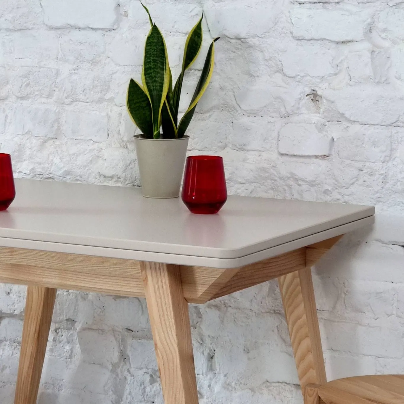 Stół rozkładany ENVELOPE 65x90-130cm beżowy orzech - NRAGABATE_E4_WAL